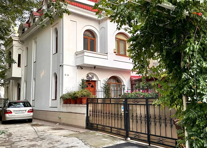 布达佩斯住宅酒店 * 布加勒斯特