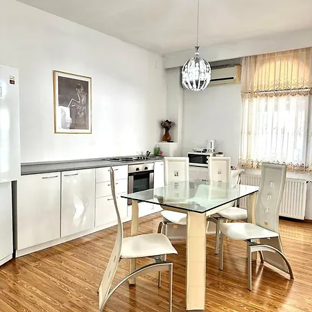 Budapest Апартаменты Бухарест